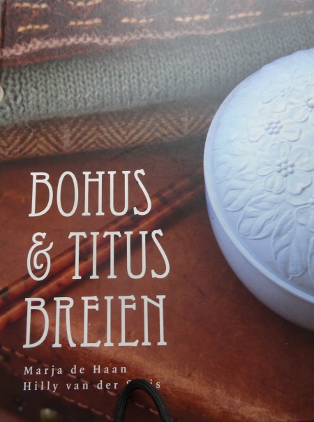 Bohus & Titus breinen boek.