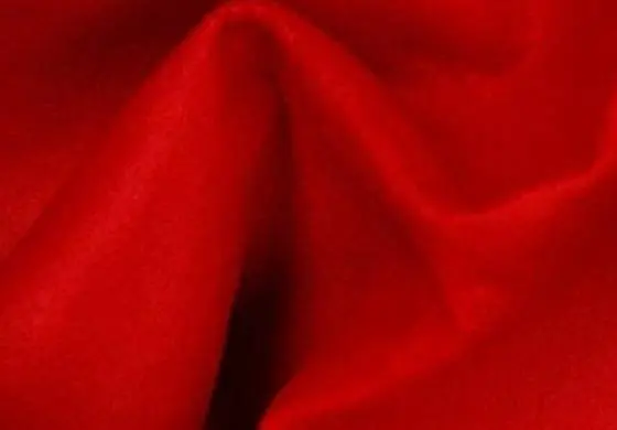 Decoratie naaldvilt rood 50x70