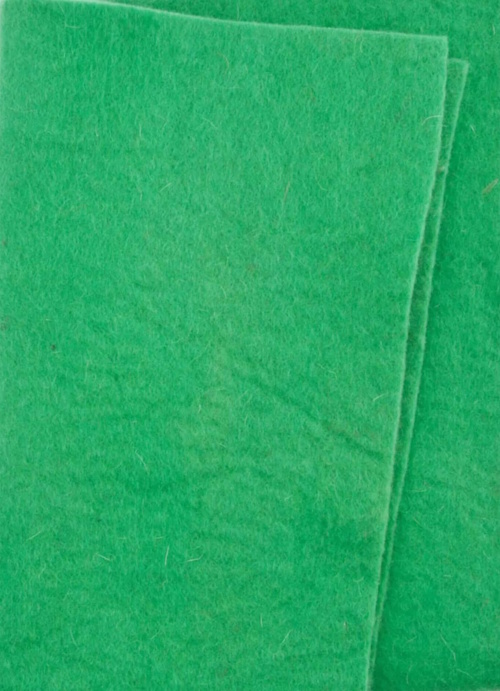 Handgevilte lap vilt. 40x60 cm. Groen.